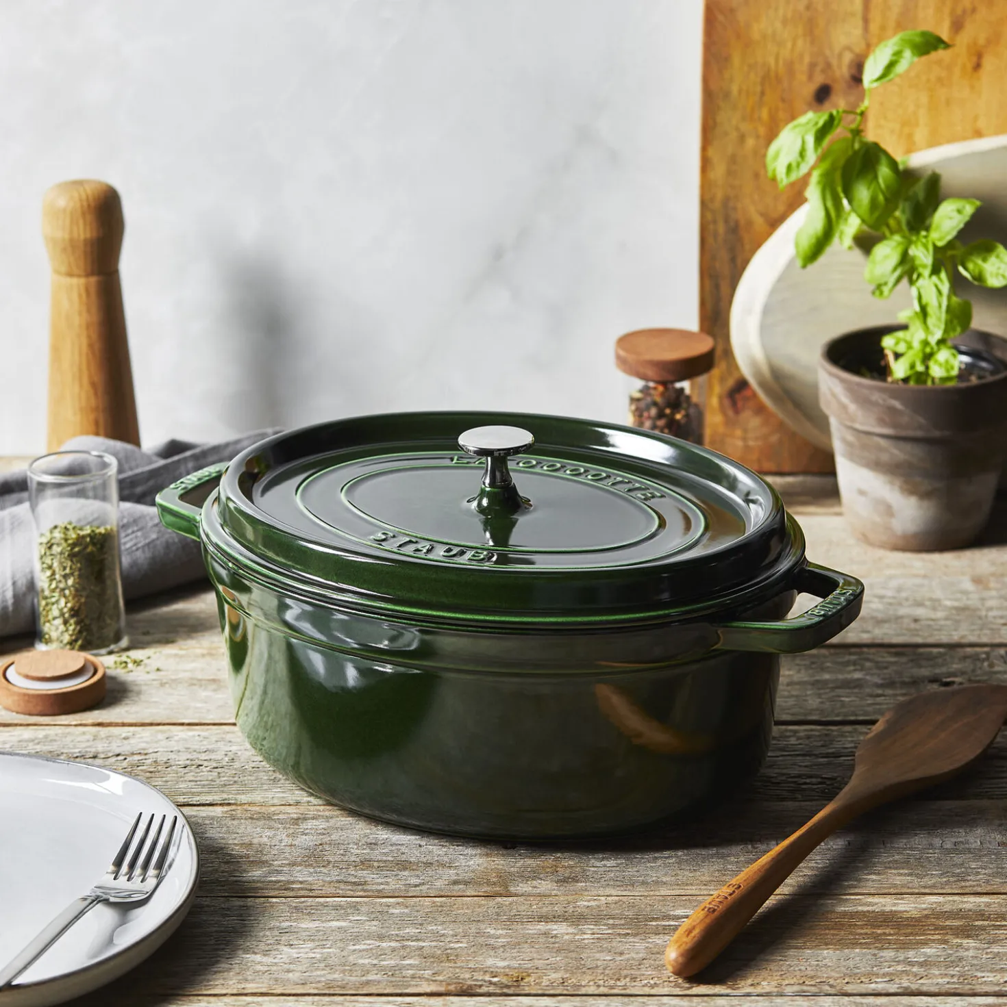 Cocotte 31 cm, oval, Basilikum-Grün, Gusseisen