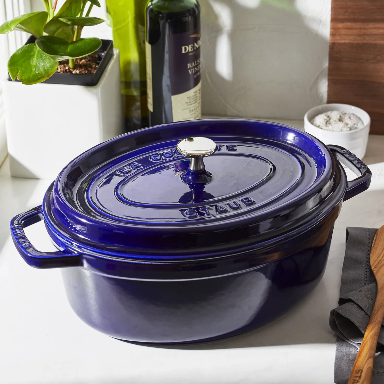 Cocotte 29 cm, oval, Dunkelblau, Gusseisen