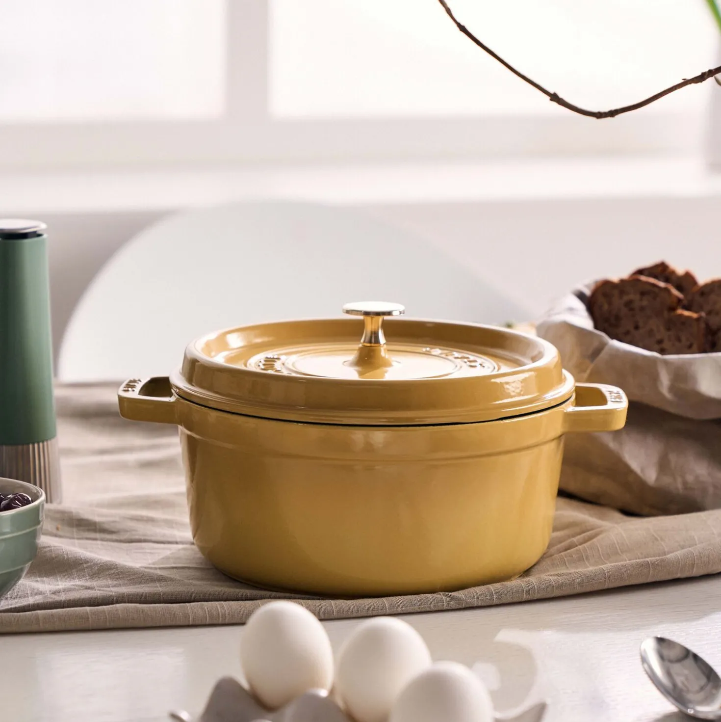 Cocotte 24 cm, rund, Citron, Gusseisen