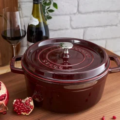 Cocotte 24 cm, rund, Grenadine-Rot, Gusseisen