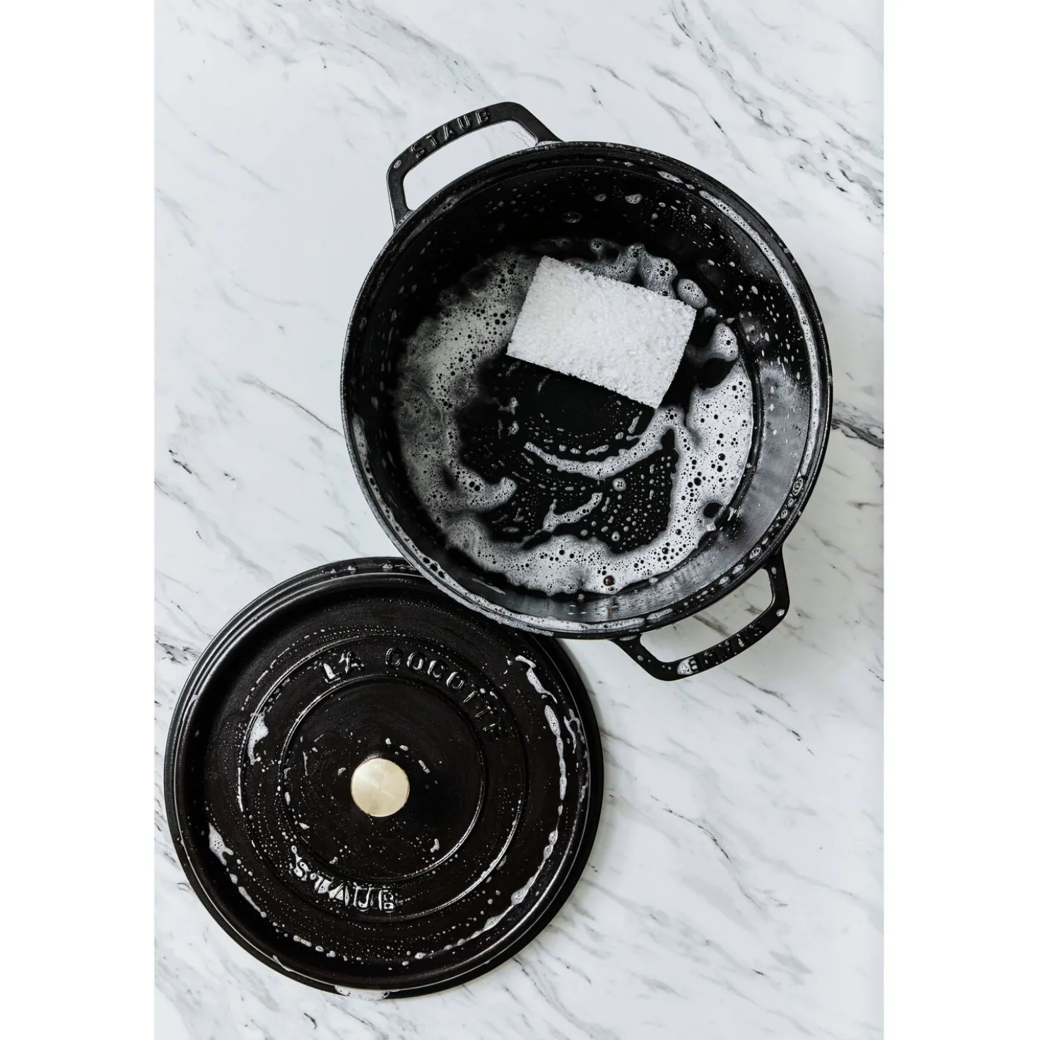 Cocotte 22 cm, rund, Schwarz, Gusseisen