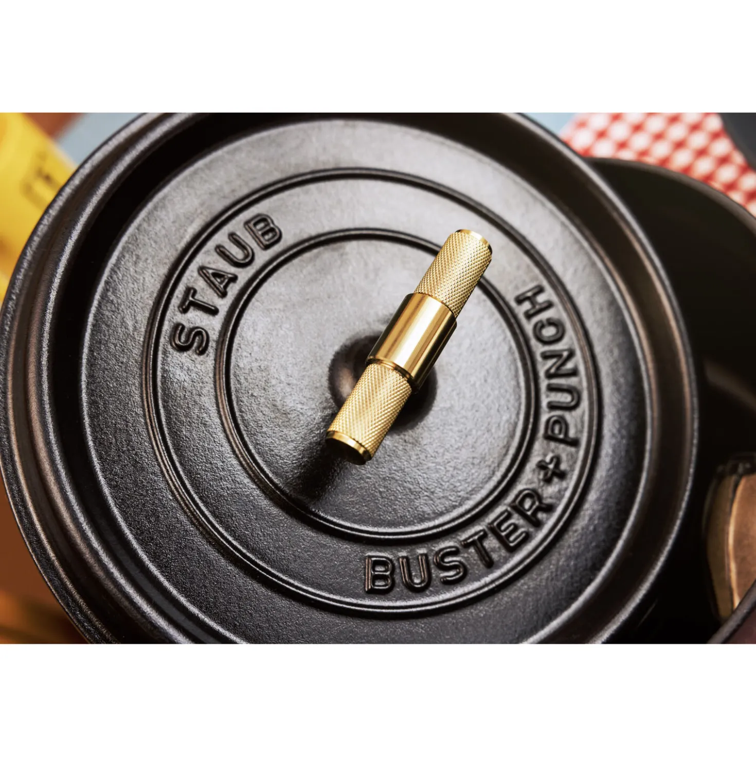 Cocotte Buster+Punch 28 cm, rund, Schwarz, Gusseisen