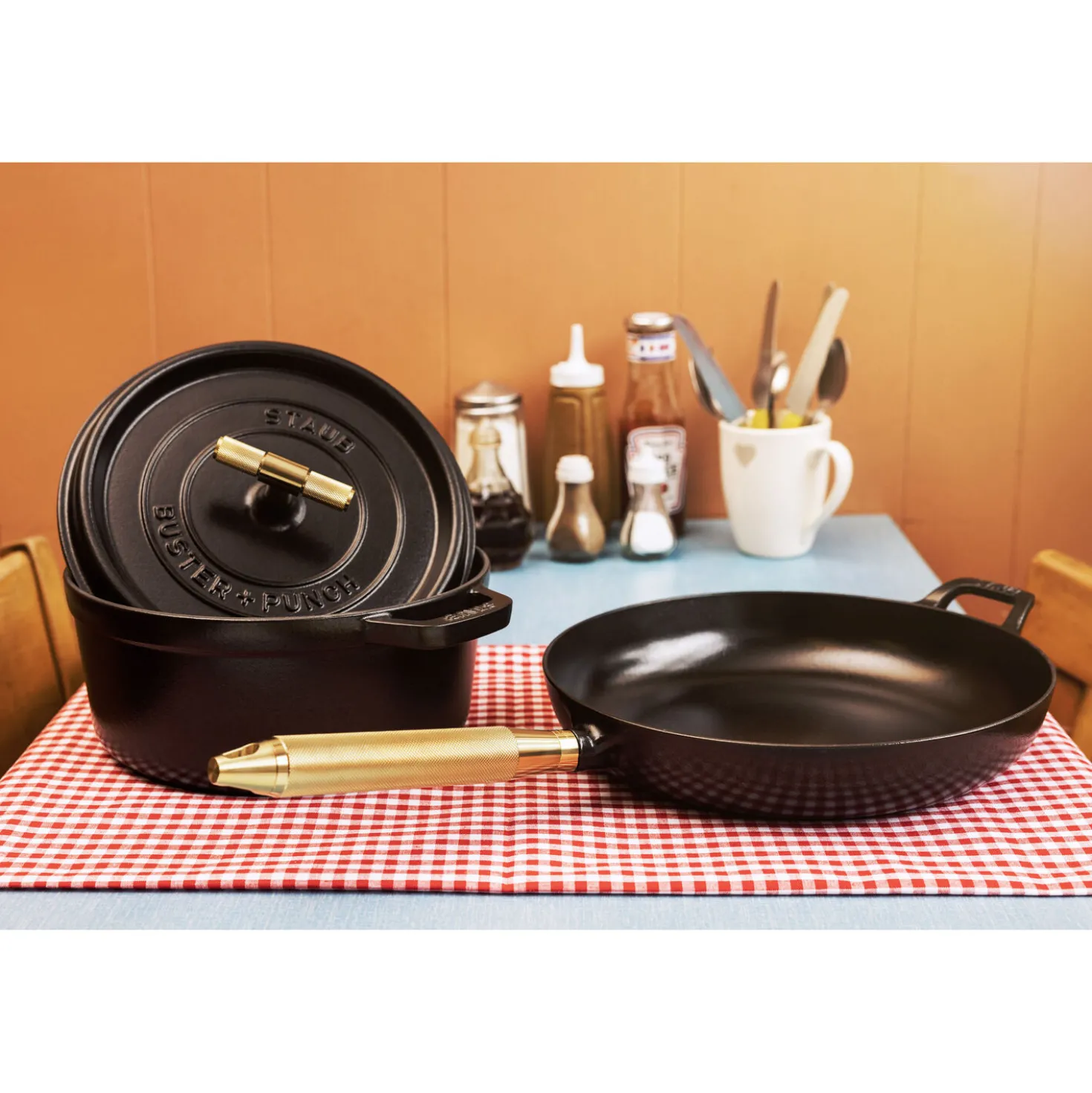 Cocotte Buster+Punch 28 cm, rund, Schwarz, Gusseisen