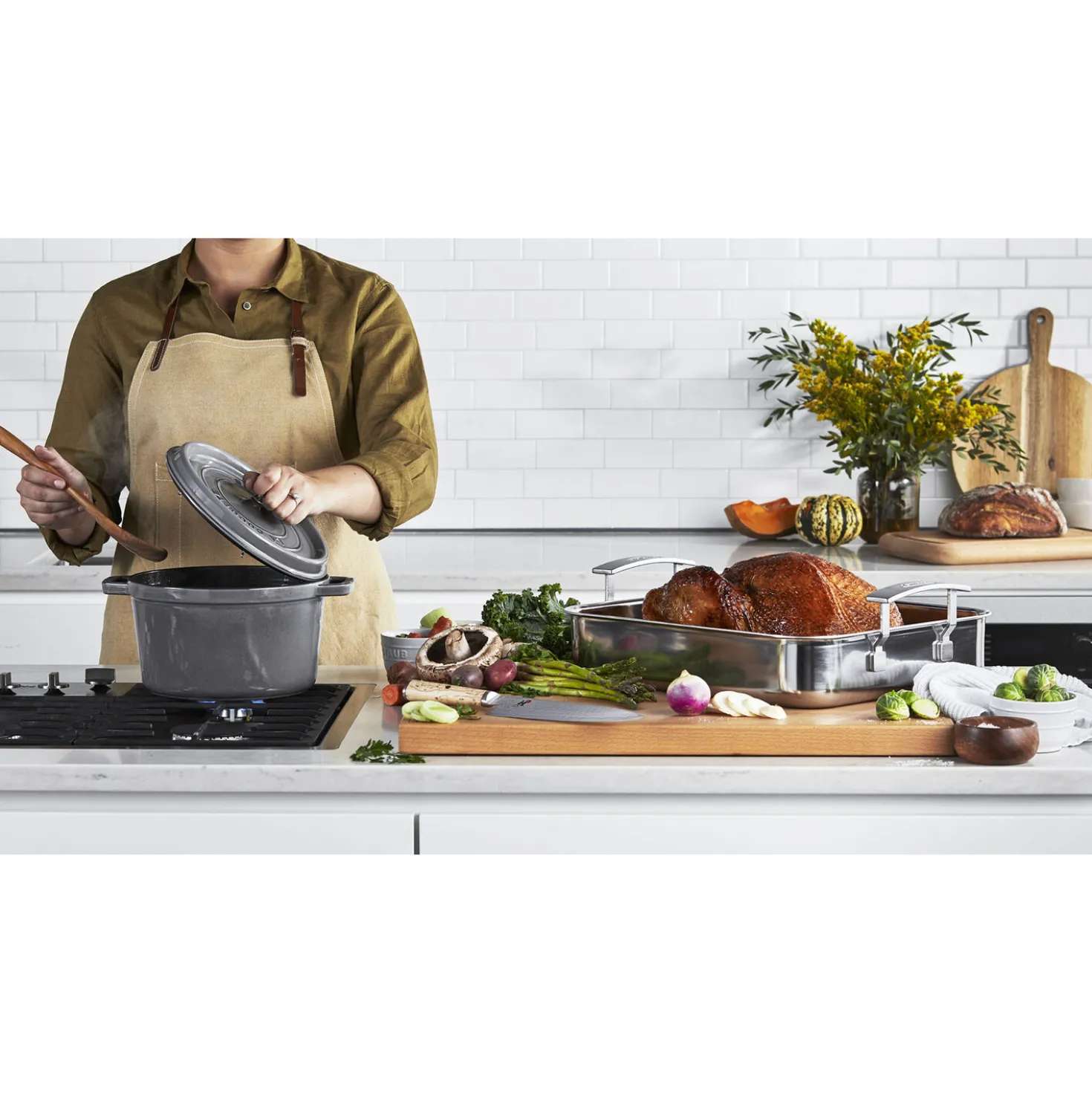 Cocotte tief 24 cm, rund, Graphit-Grau, Gusseisen