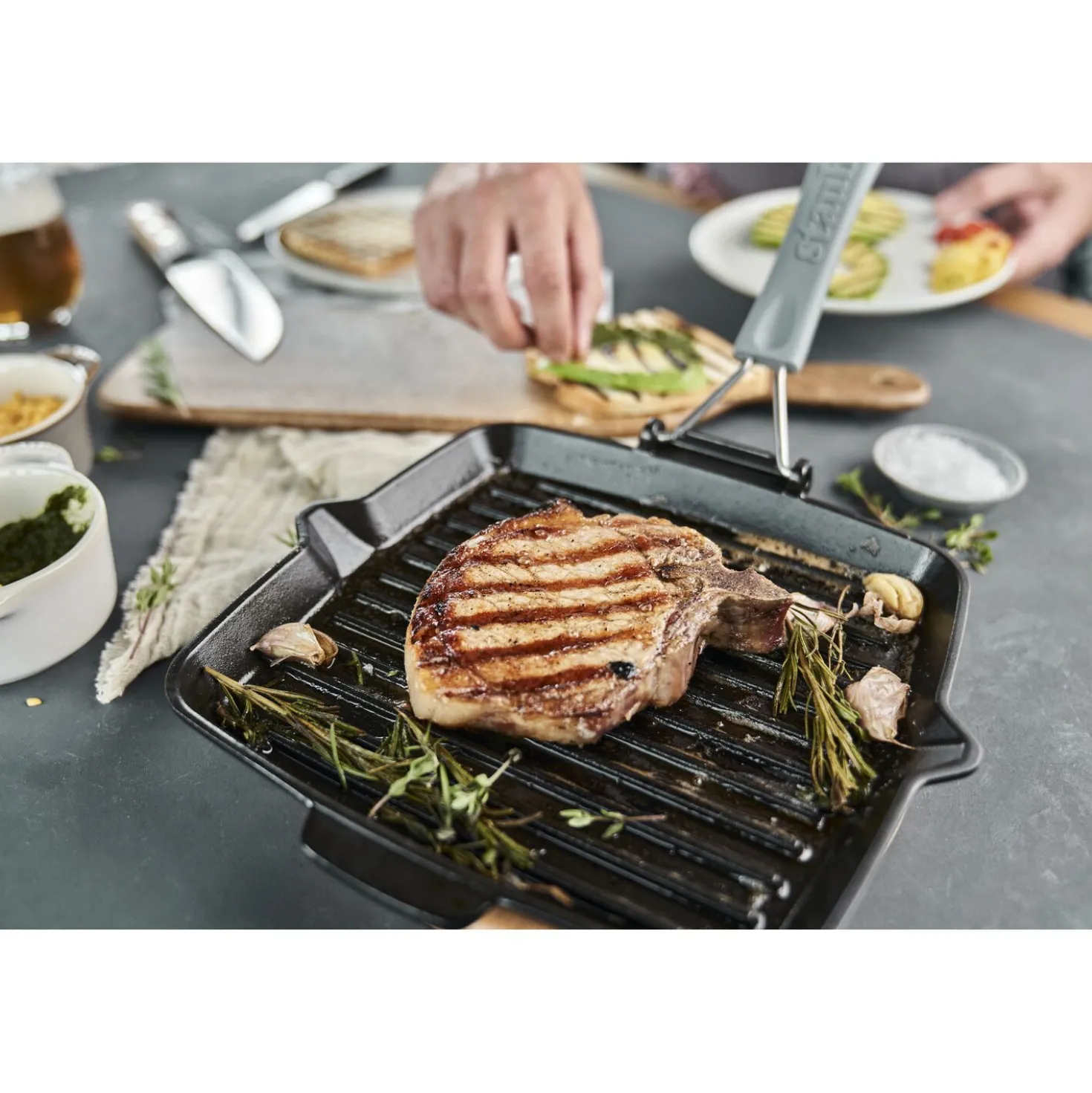Grillpfanne mit Ausgießnase 24 cm, quadratisch, Schwarz, Gusseisen
