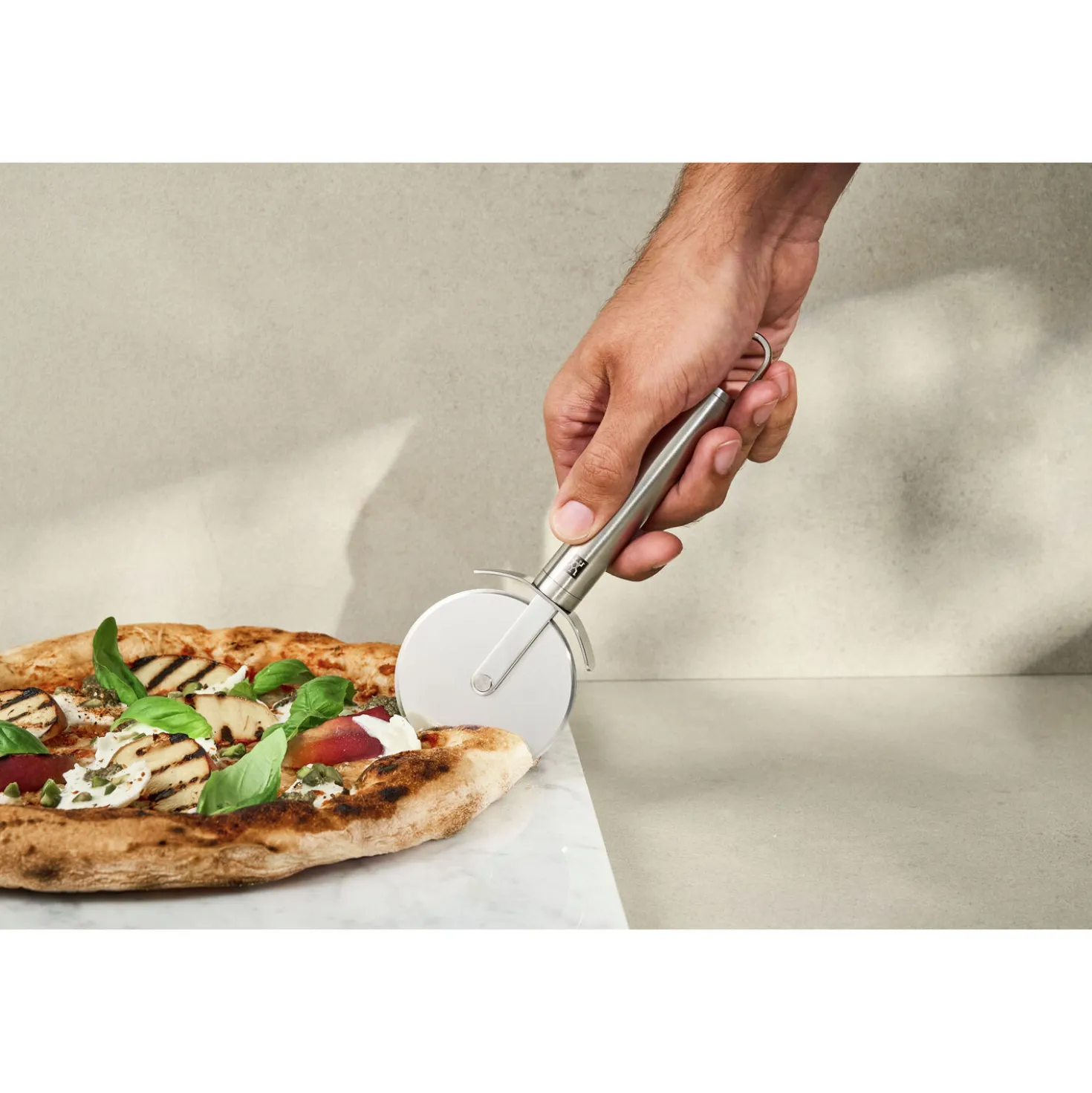 Pizzaschneider, 20 cm, 18/10 Edelstahl